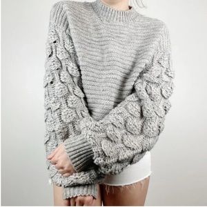 NWT Francesca’s Harper Heritage Balloon Sleeve Sweater | Heather Gray | Small